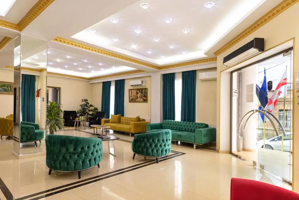 Hotel Grand Palace